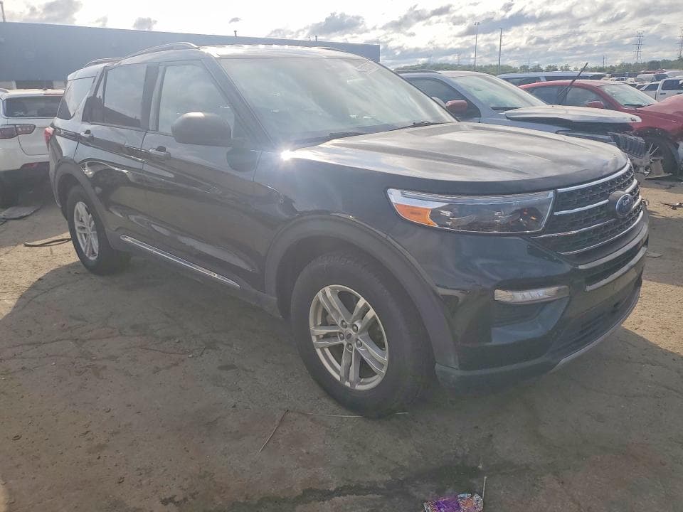 2021 FORD EXPLORER XLT 4