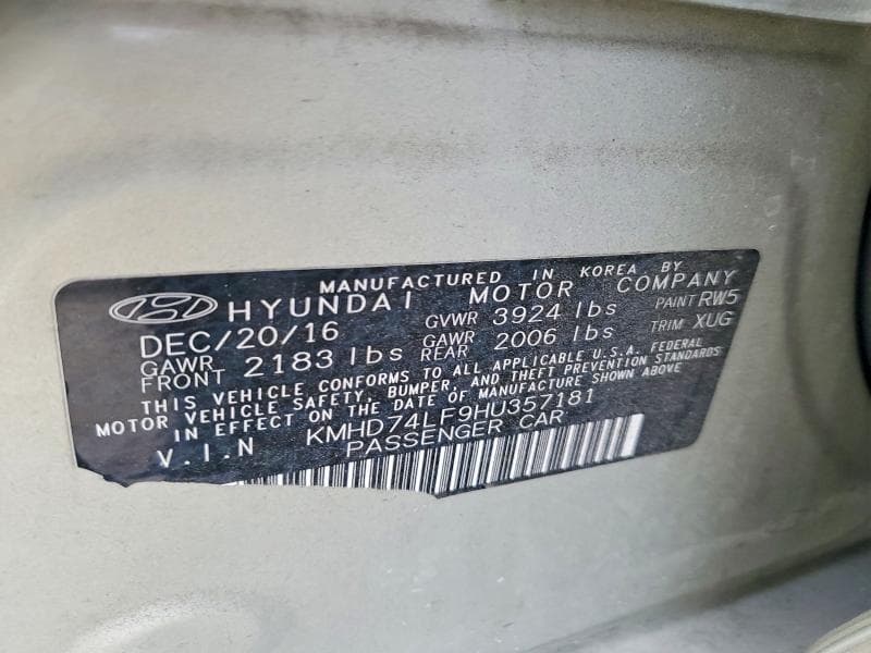 2017 HYUNDAI ELANTRA SE 12
