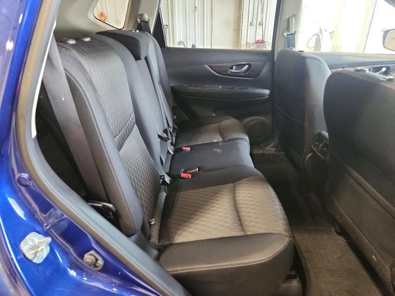 2019 NISSAN ROGUE SV 11