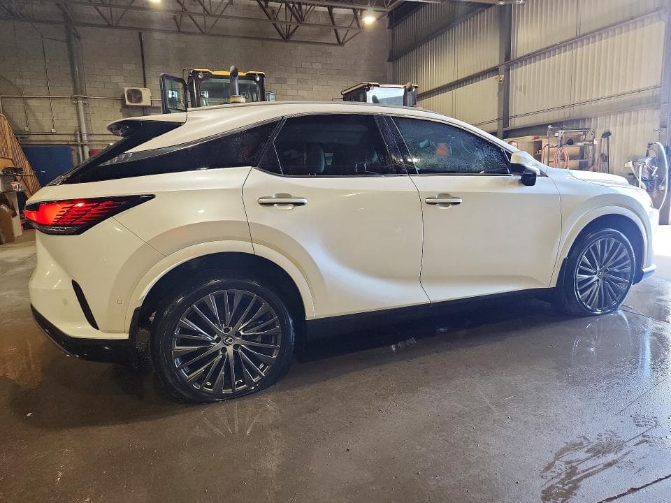 2023 LEXUS RX 350H 3
