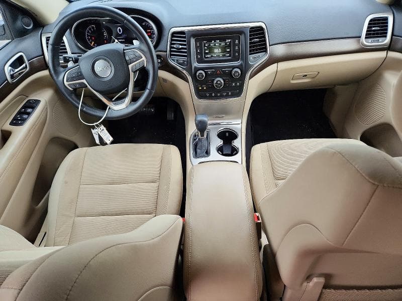 2017 JEEP GRAND CHEROKEE LAREDO 8