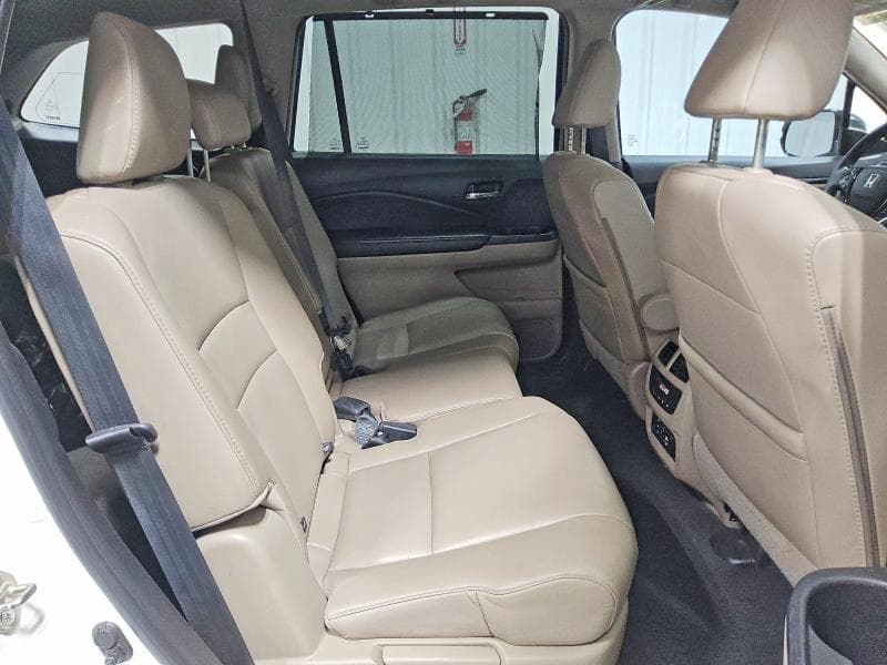 2017 HONDA PILOT TOURING 11
