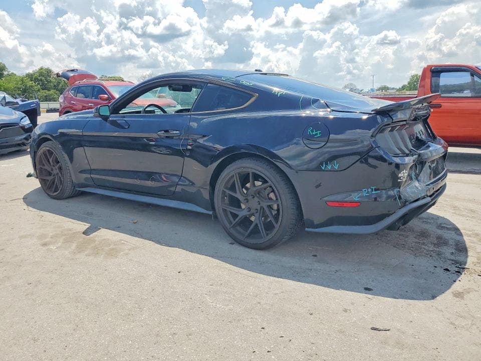 2018 FORD MUSTANG 2