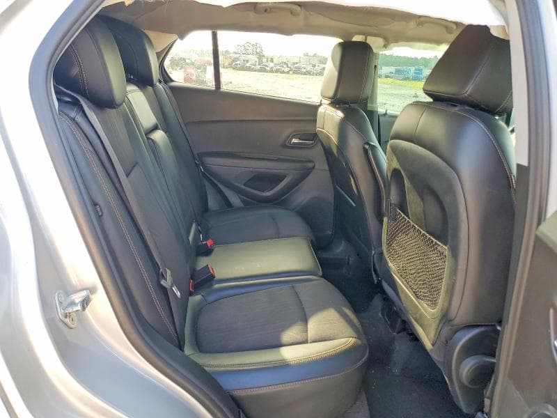 2018 CHEVROLET TRAX 1LT 11