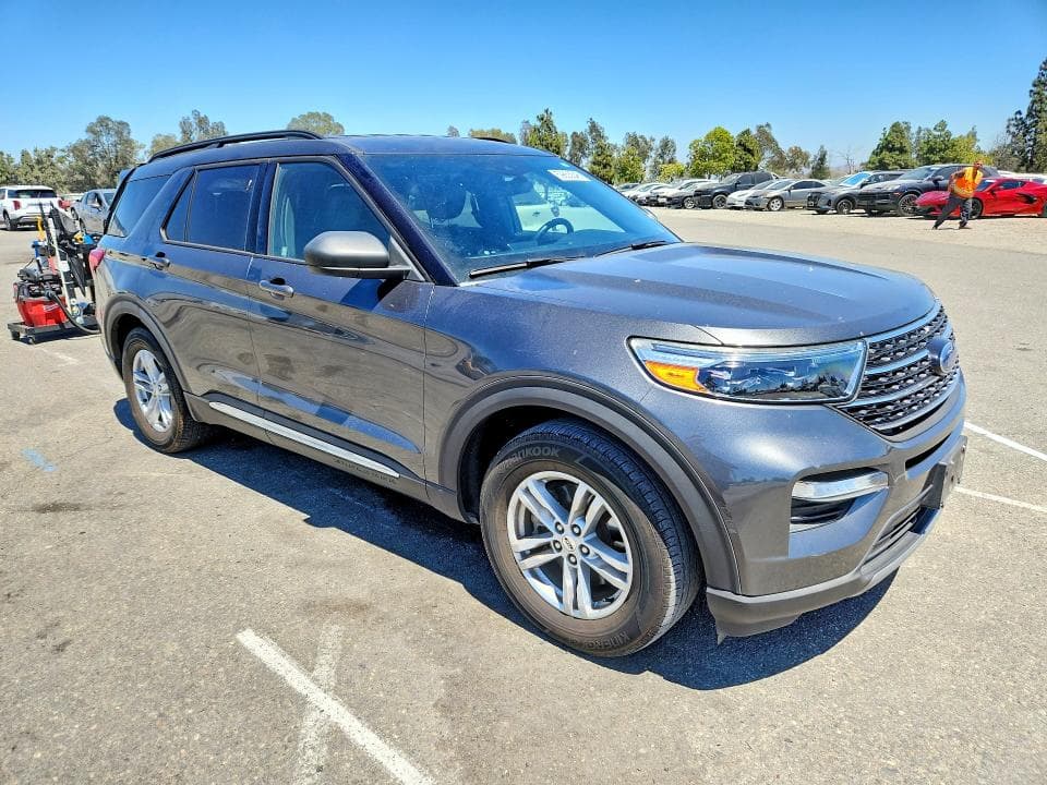 2020 FORD EXPLORER XLT 4