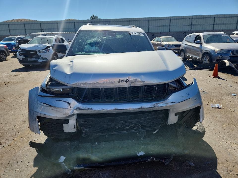 2025 JEEP GR CHEROKE 5