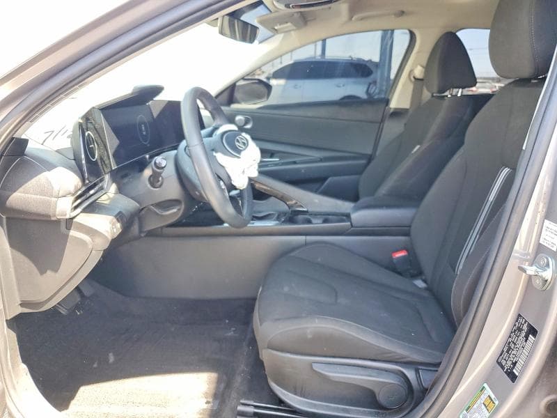 2025 HYUNDAI ELANTRA SEL 7