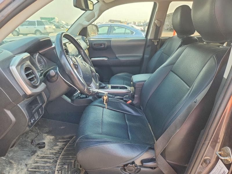2017 TOYOTA TACOMA SR5 V6 7