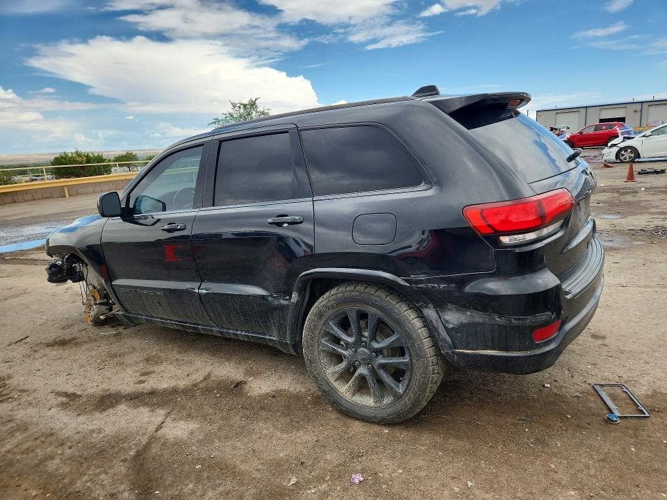 2017 JEEP GRAND CHEROKEE LAREDO 2