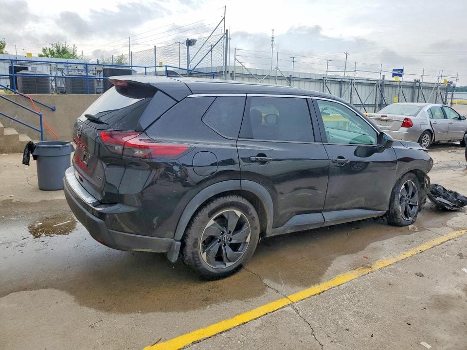 2025 NISSAN ROGUE SV 3