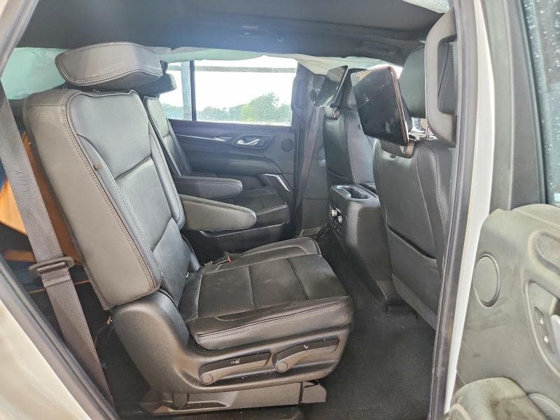 2021 GMC YUKON DENALI 11