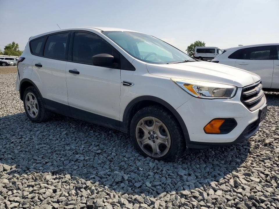2017 FORD ESCAPE S 4