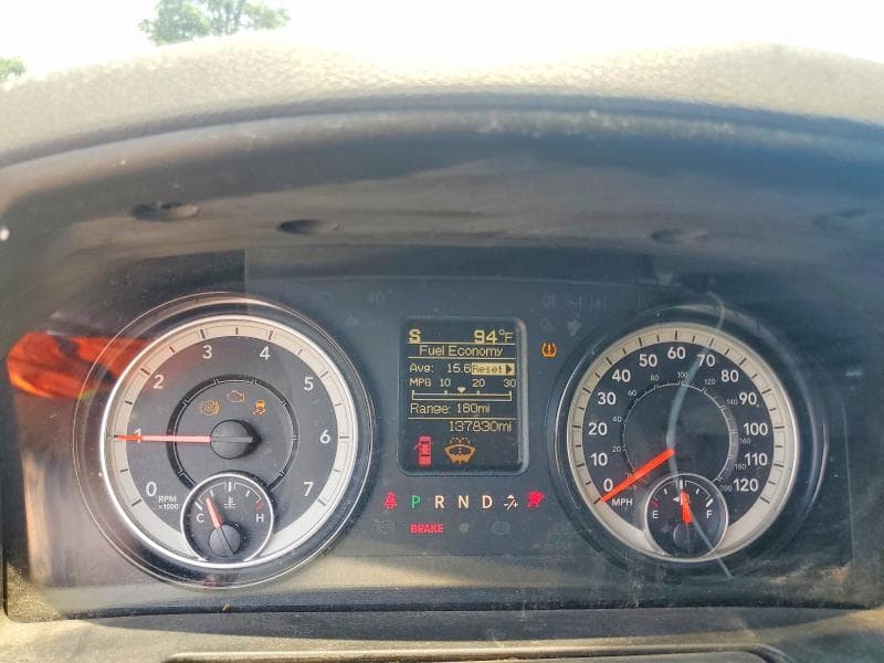 2019 RAM 1500 CLASSIC SLT 9