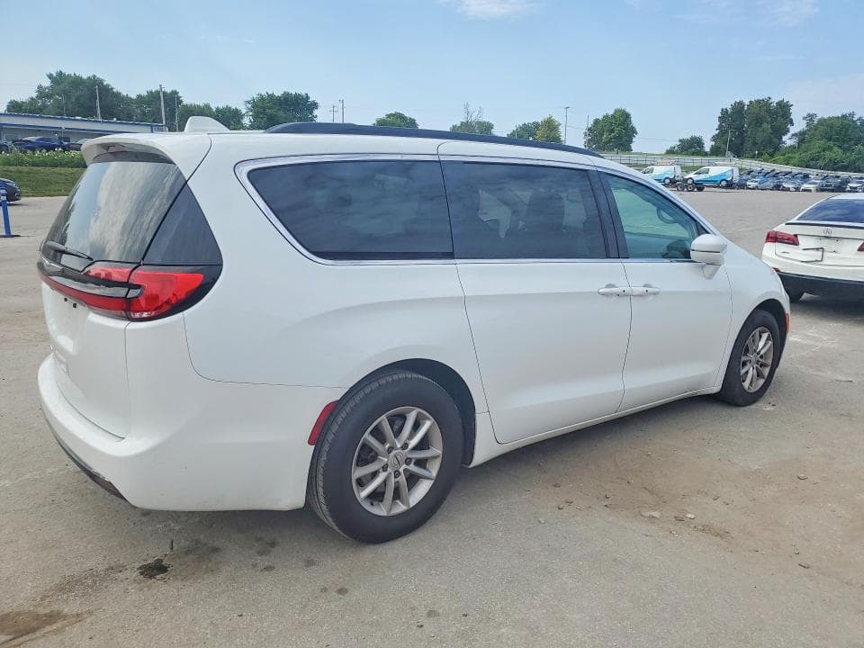 2022 CHRYSLER PACIFICA TOURING L 3