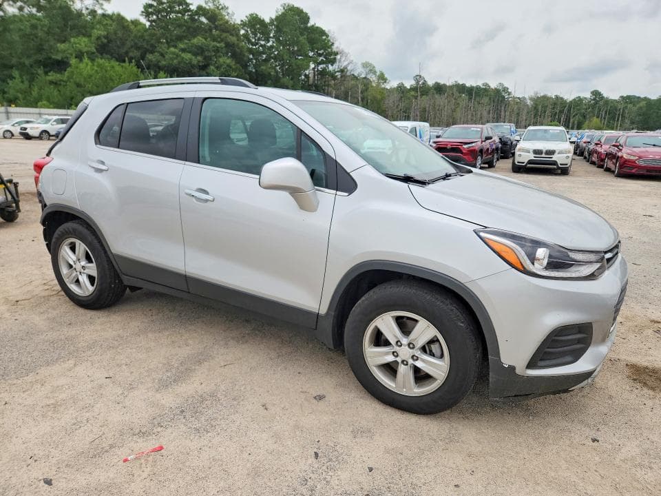 2019 CHEVROLET TRAX 1LT 4