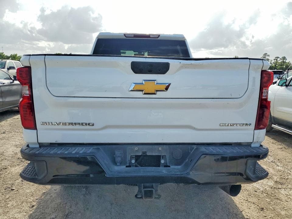 2023 CHEVROLET SILVERADO K2500 CUSTOM 6