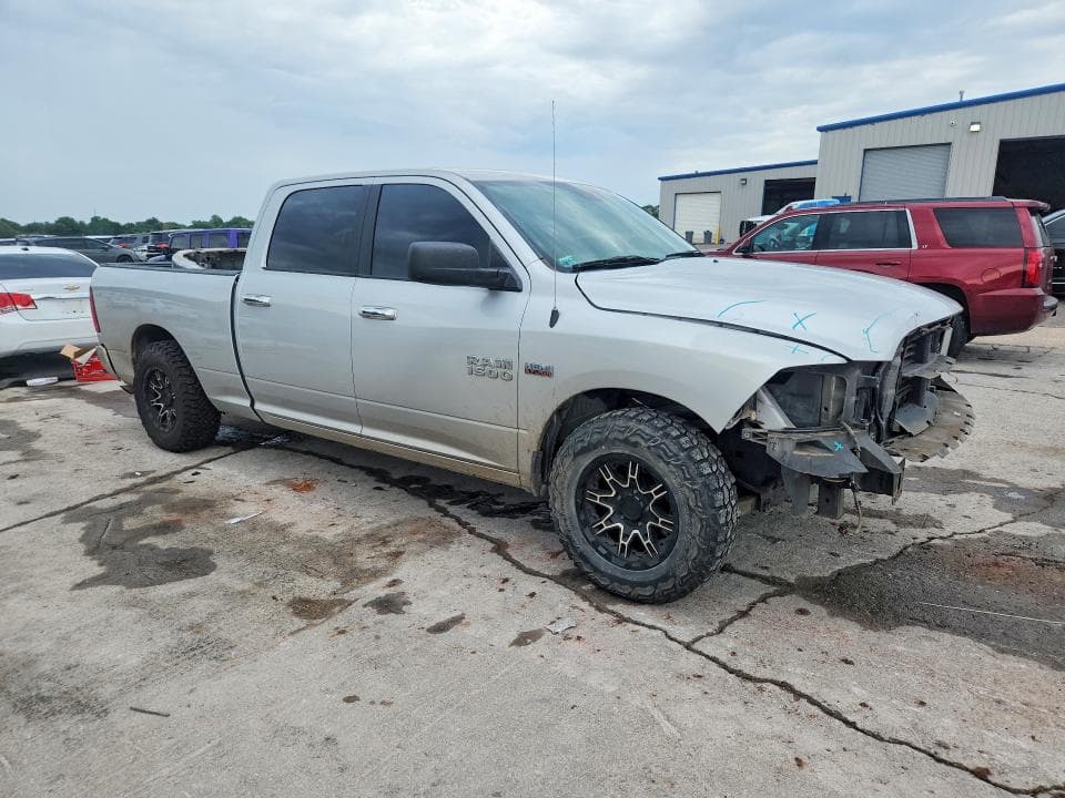 2017 RAM 1500 SLT 4
