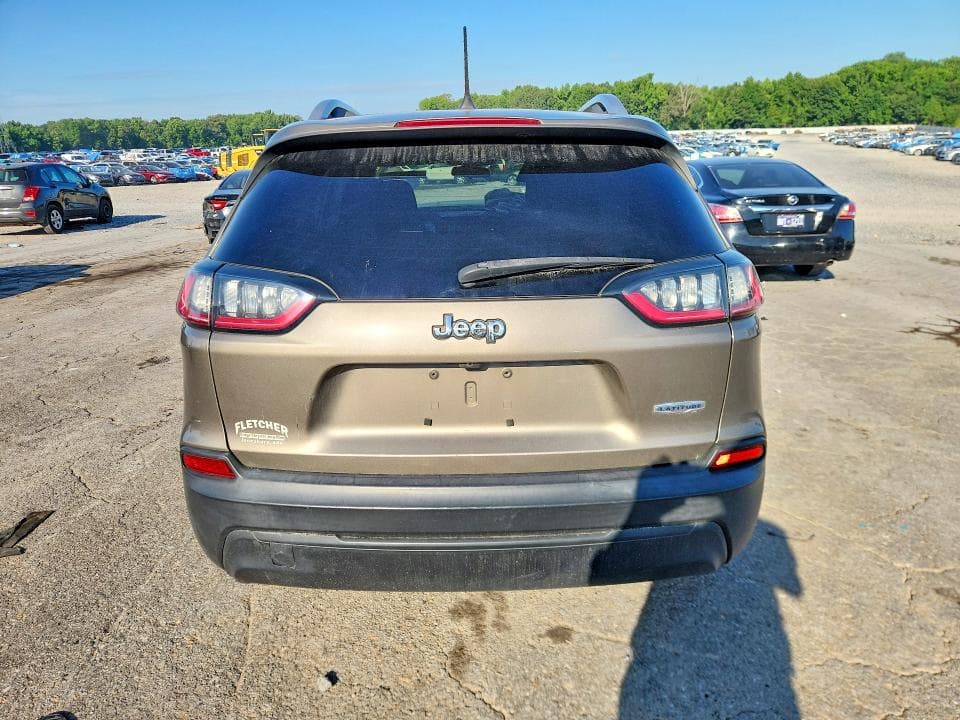 2019 JEEP CHEROKEE LATITUDE 6