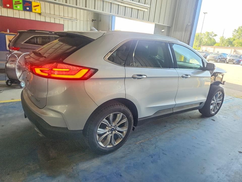 2019 FORD EDGE TITANIUM 3