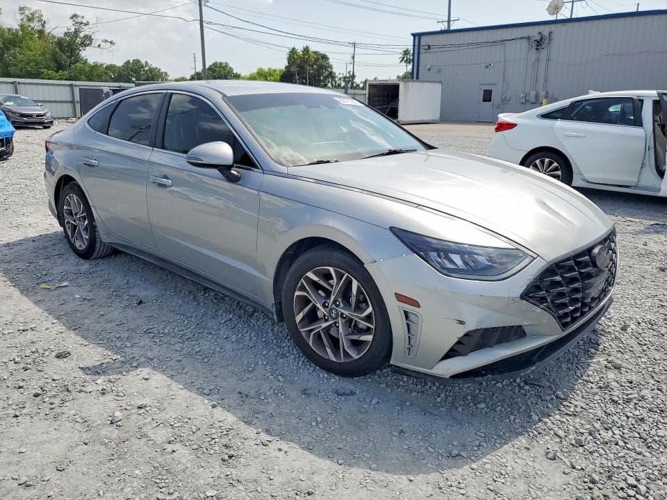 2020 HYUNDAI SONATA SEL 4
