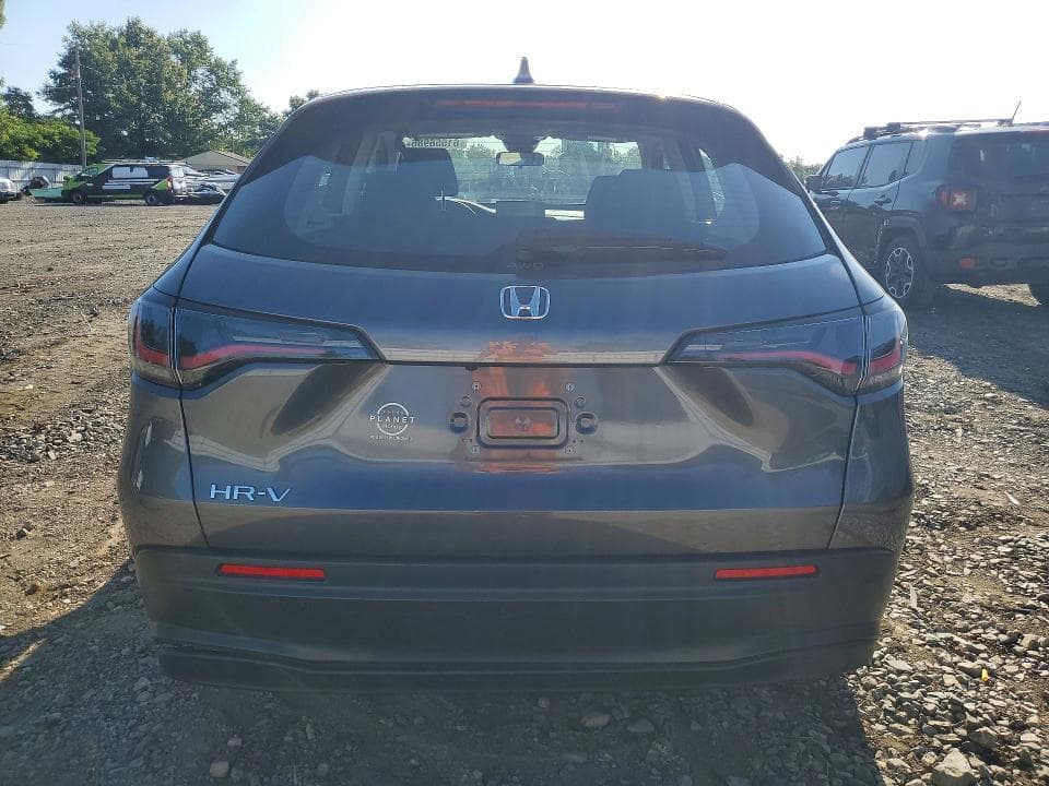 2025 HONDA HR-V LX 6