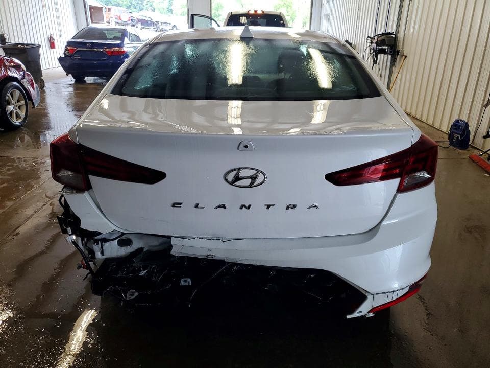 2020 HYUNDAI ELANTRA SEL 6