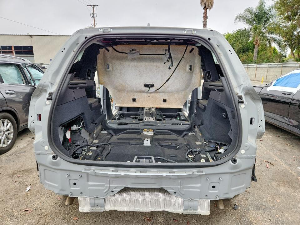 2025 VOLVO XC90 CORE 6