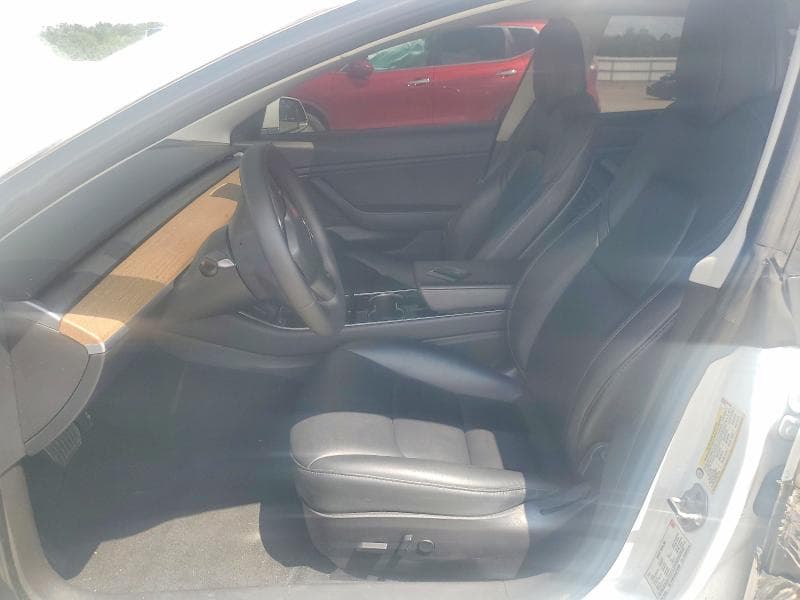 2018 TESLA MODEL 3 7