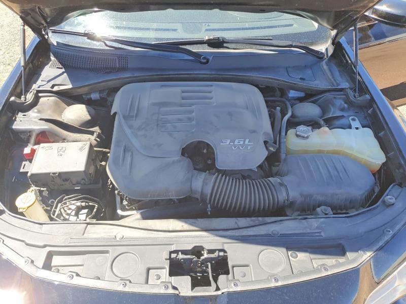 2018 CHRYSLER 300 TOURING 11