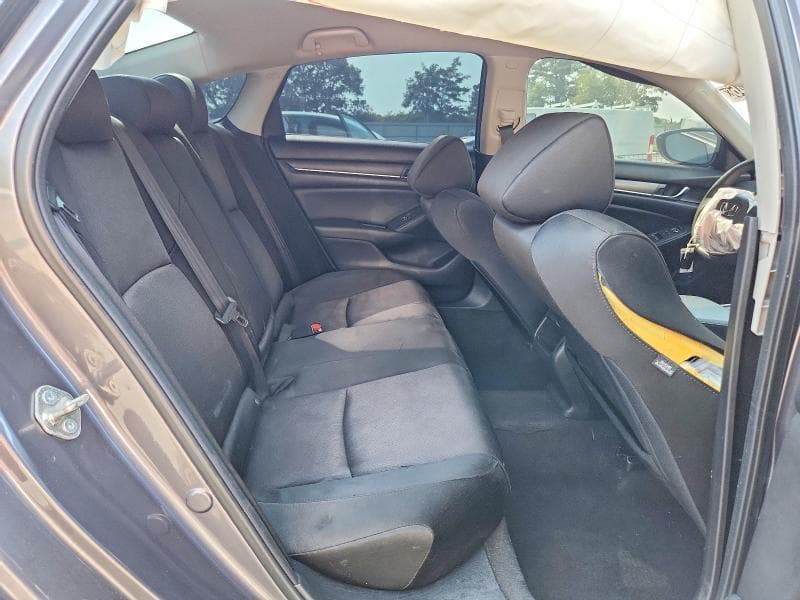 2020 HONDA ACCORD LX 10
