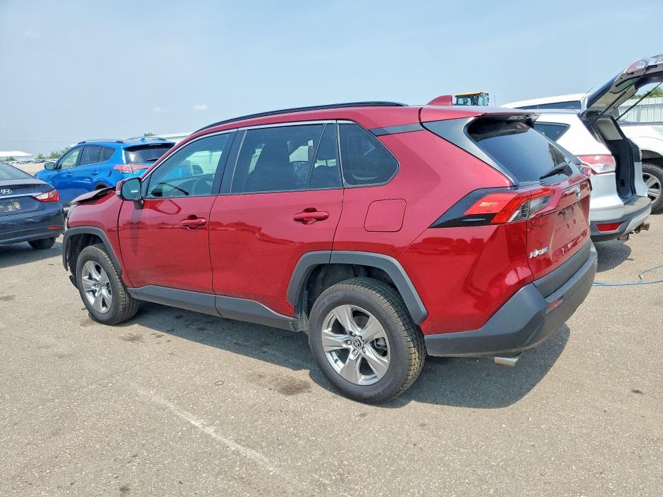 2023 TOYOTA RAV4 XLE 2
