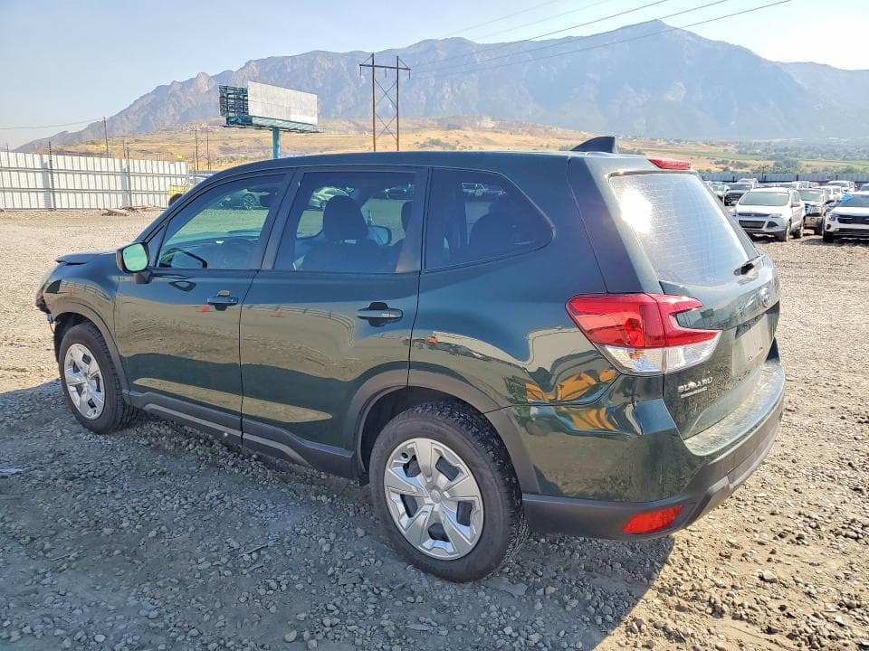 2022 SUBARU FORESTER 2