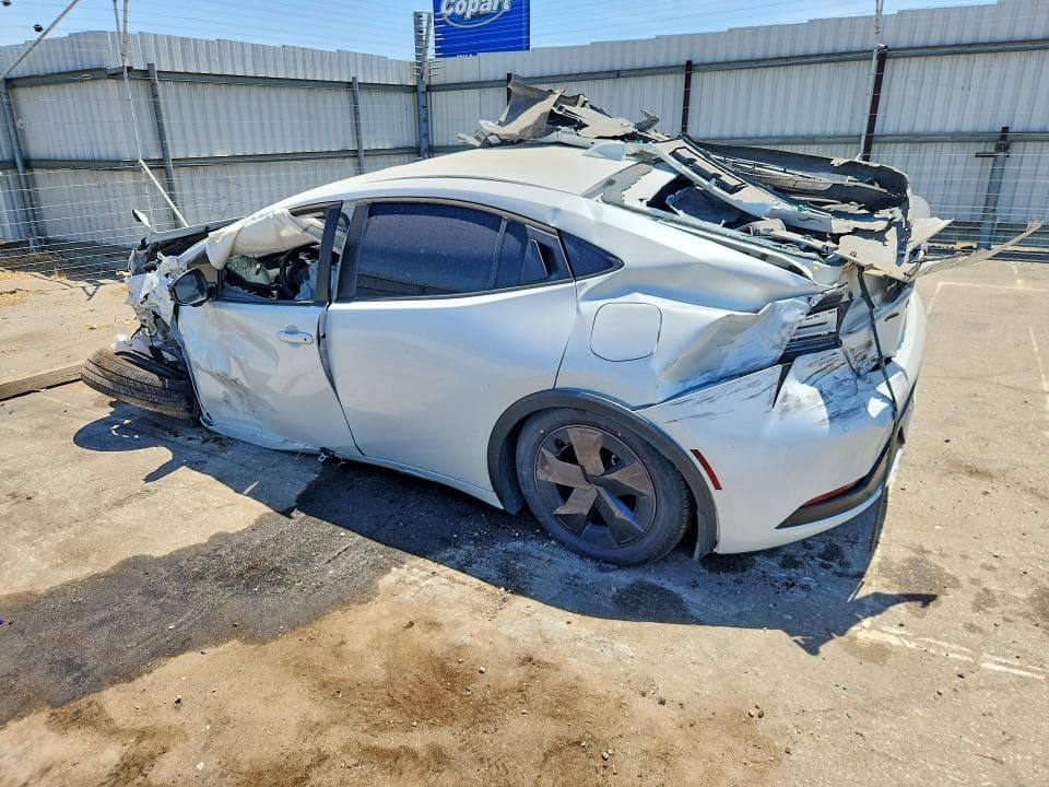 2023 TOYOTA PRIUS LE 2