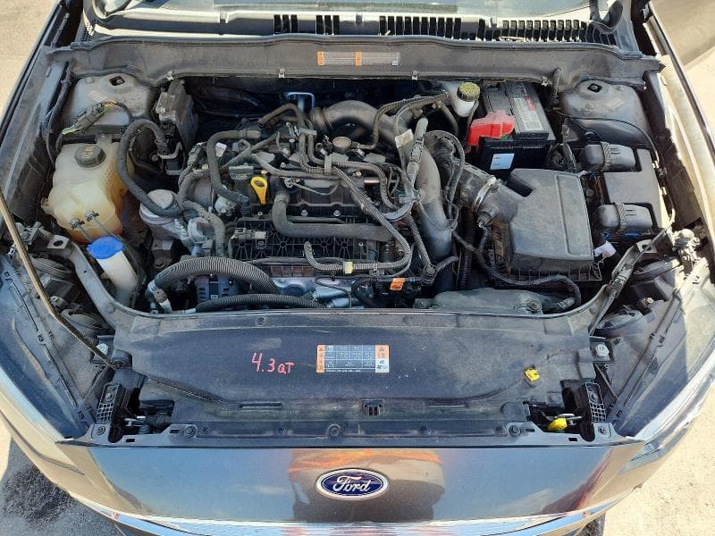 2018 FORD FUSION SE 11