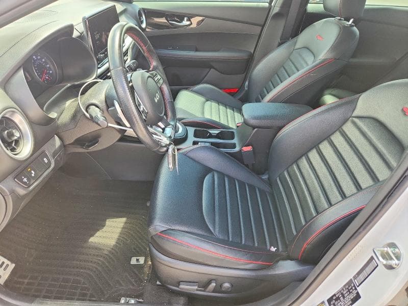 2023 KIA FORTE GT 7