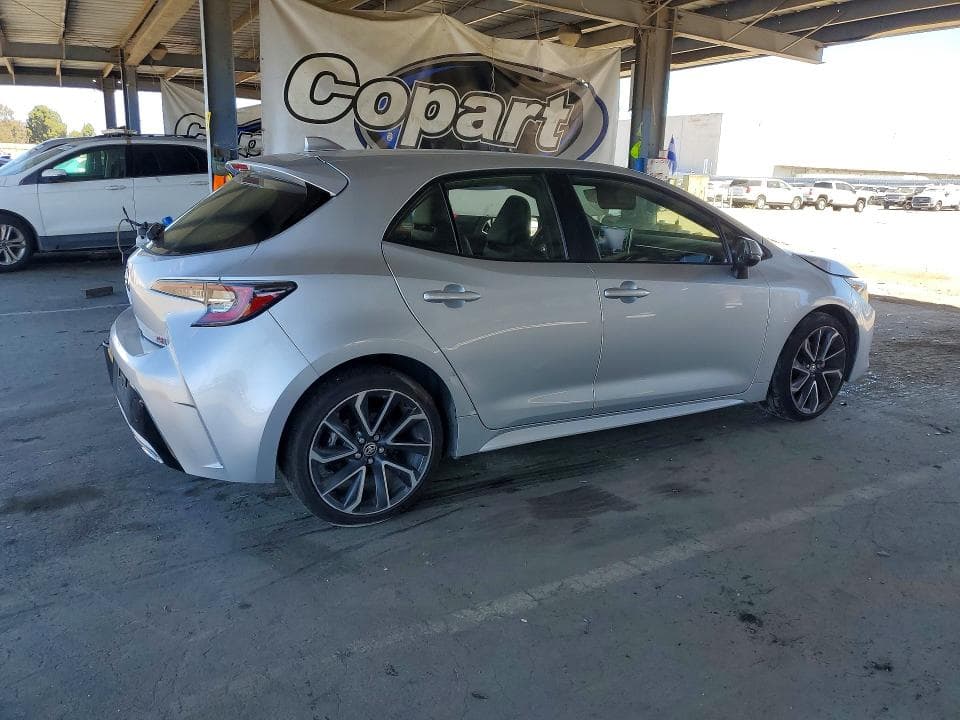 2022 TOYOTA COROLLA XSE 3