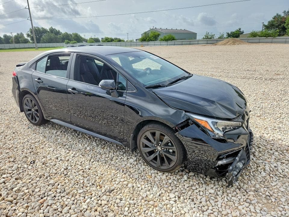 2026 TOYOTA COROLLA SE 4