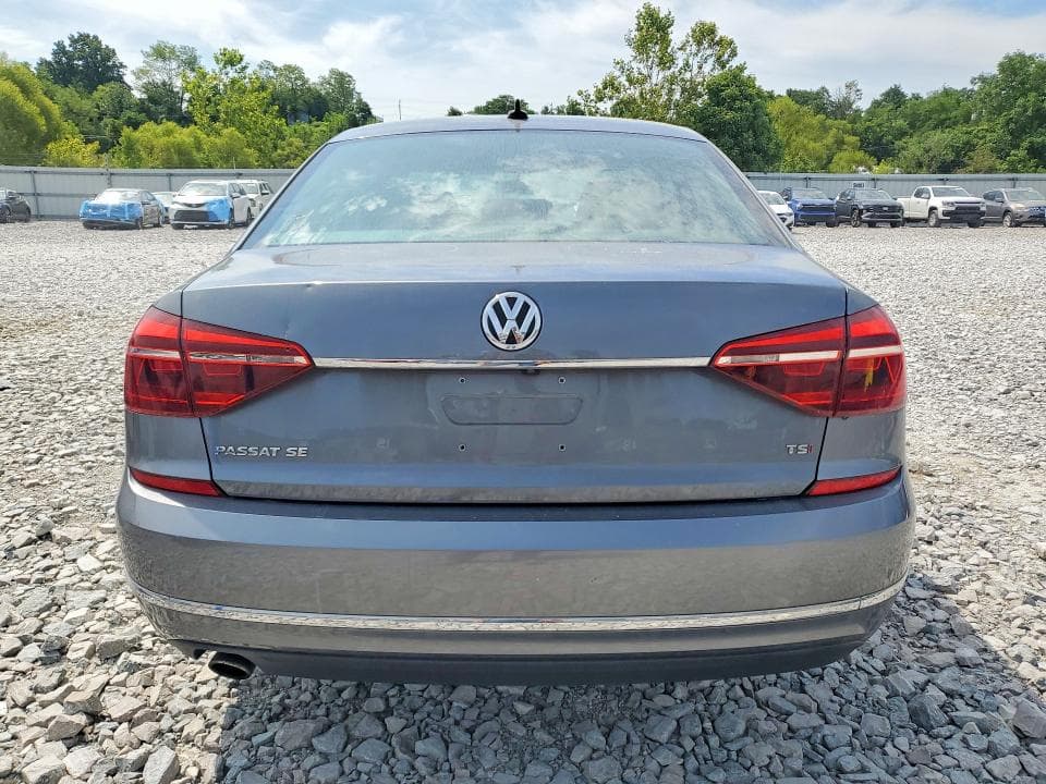 2017 VOLKSWAGEN PASSAT SE 6