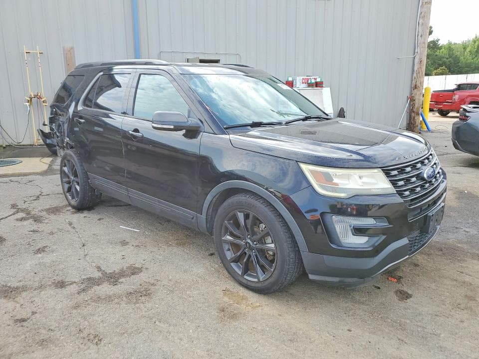 2017 FORD EXPLORER XLT 4