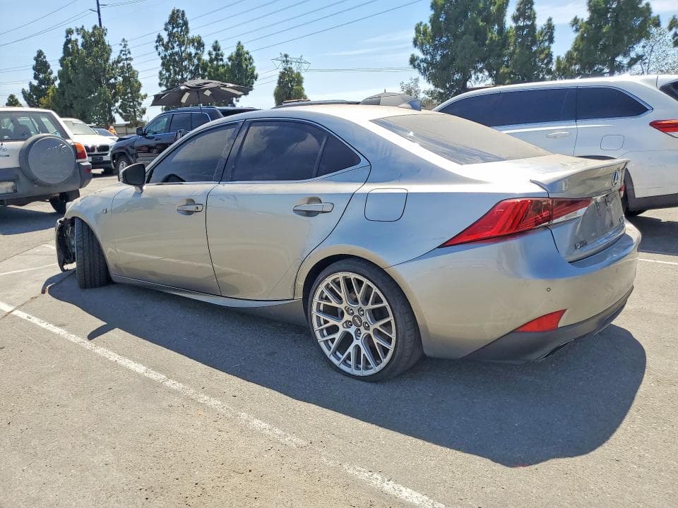 2018 LEXUS IS 300 2