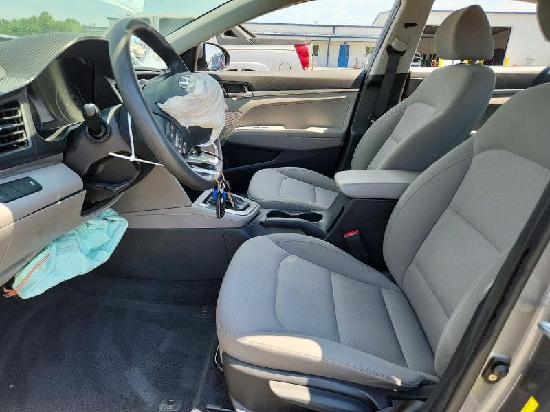 2019 HYUNDAI ELANTRA SE 7