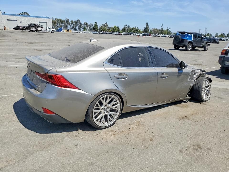 2018 LEXUS IS 300 3