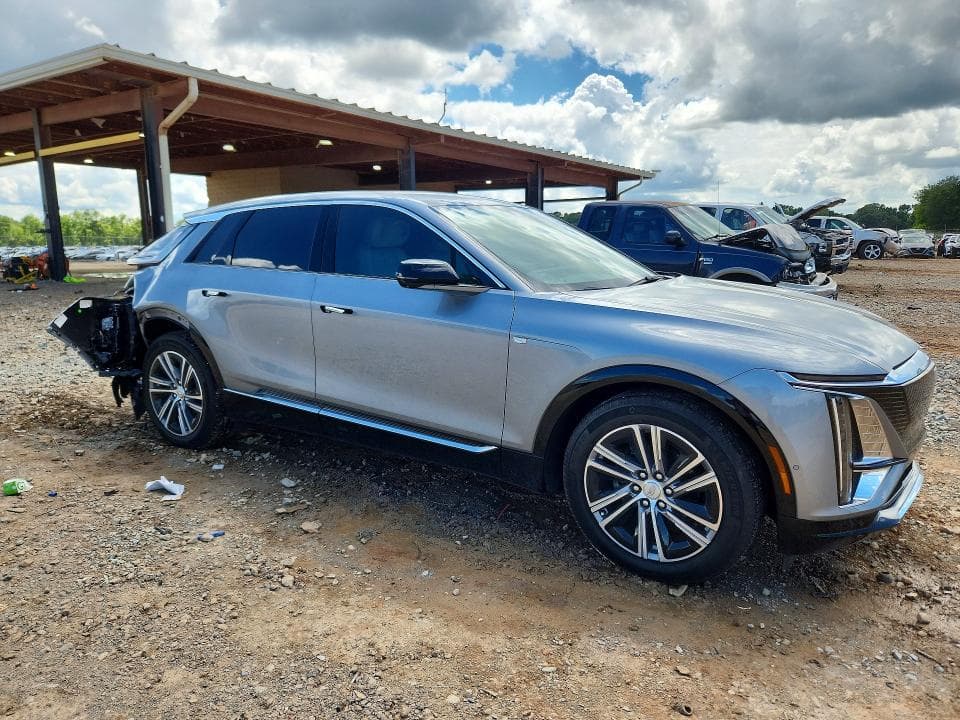 2024 CADILLAC LYRIQ LUXURY 4