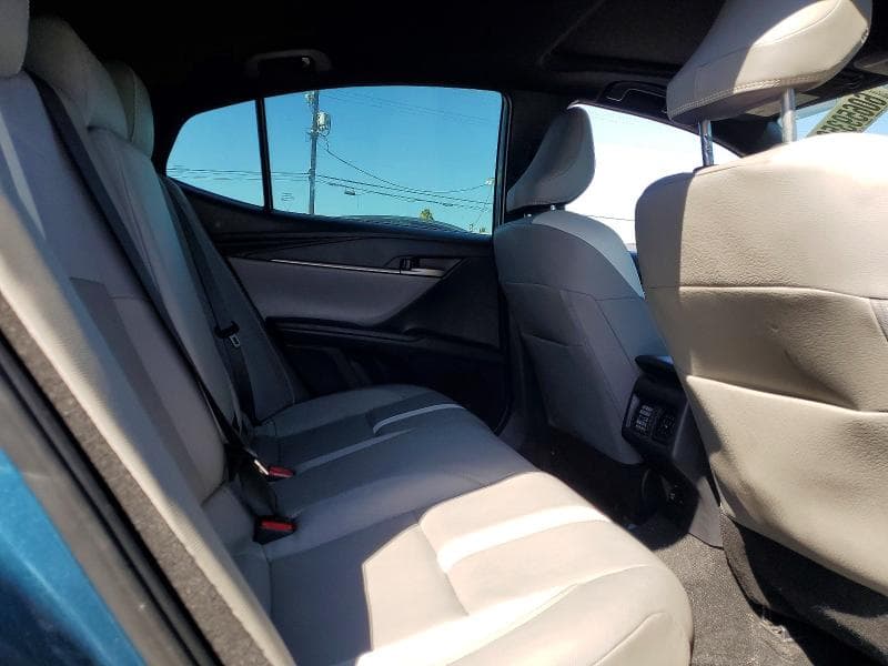 2025 TOYOTA CAMRY SE 10