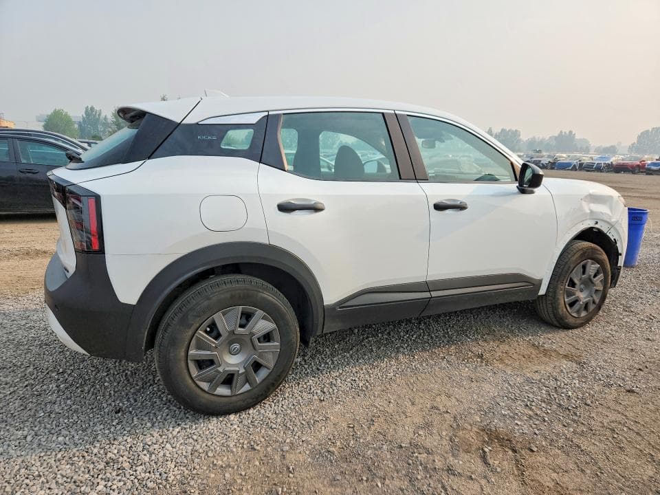 2025 NISSAN KICKS S 3