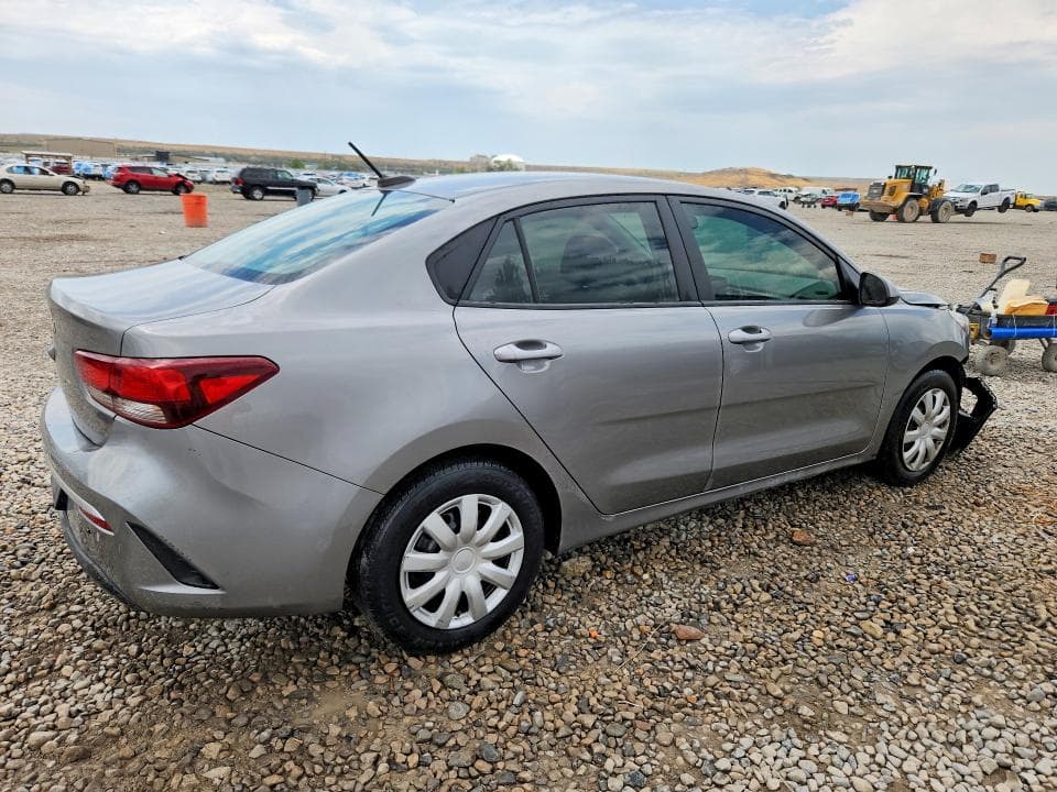 2022 KIA RIO S 3