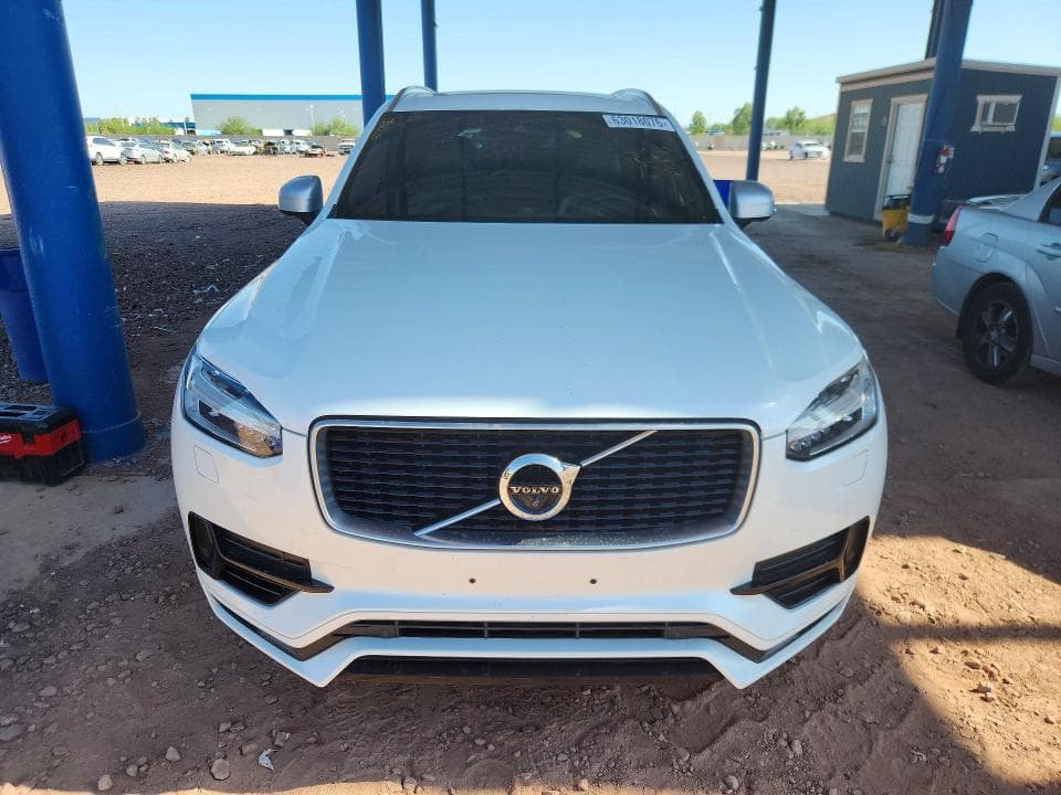 2018 VOLVO XC90 T8 5