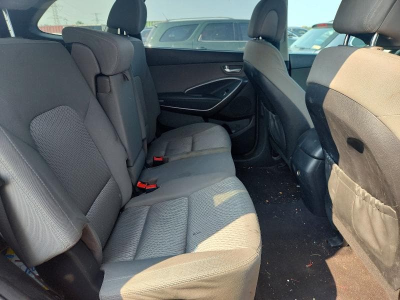2017 HYUNDAI SANTA FE SE 10