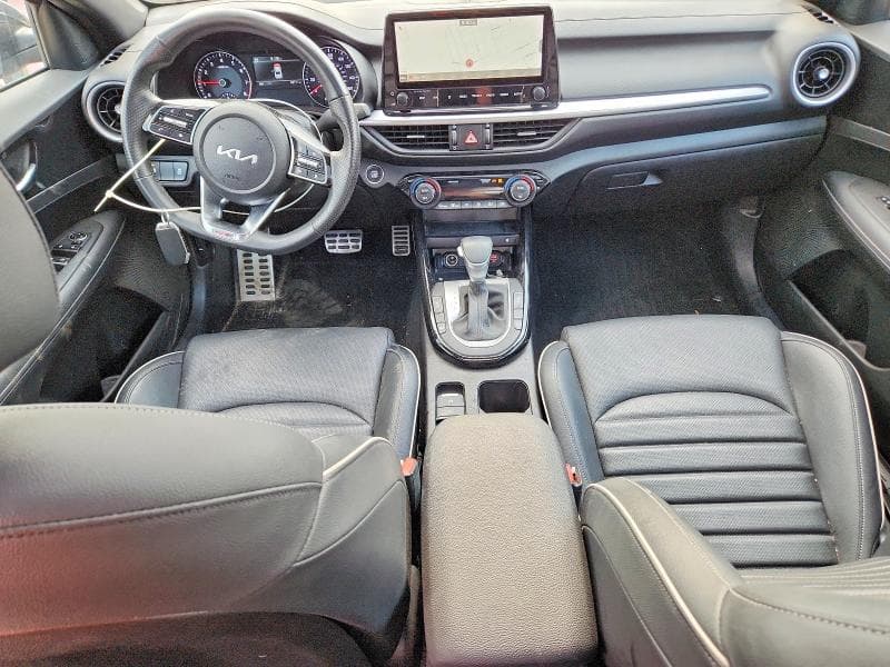 2022 KIA FORTE GT LINE 8