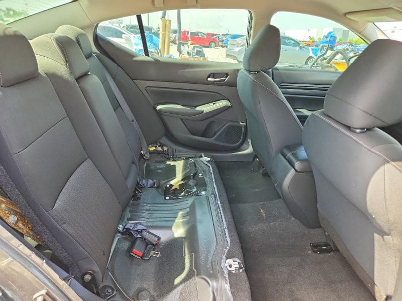 2021 NISSAN ALTIMA S 10
